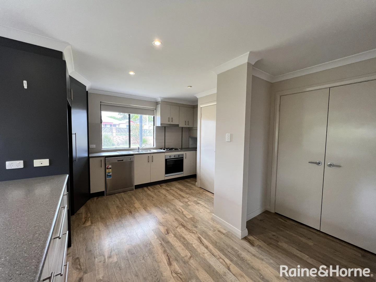 Additional image 4 of 1/66 Carbine Street, Orana WA 6330