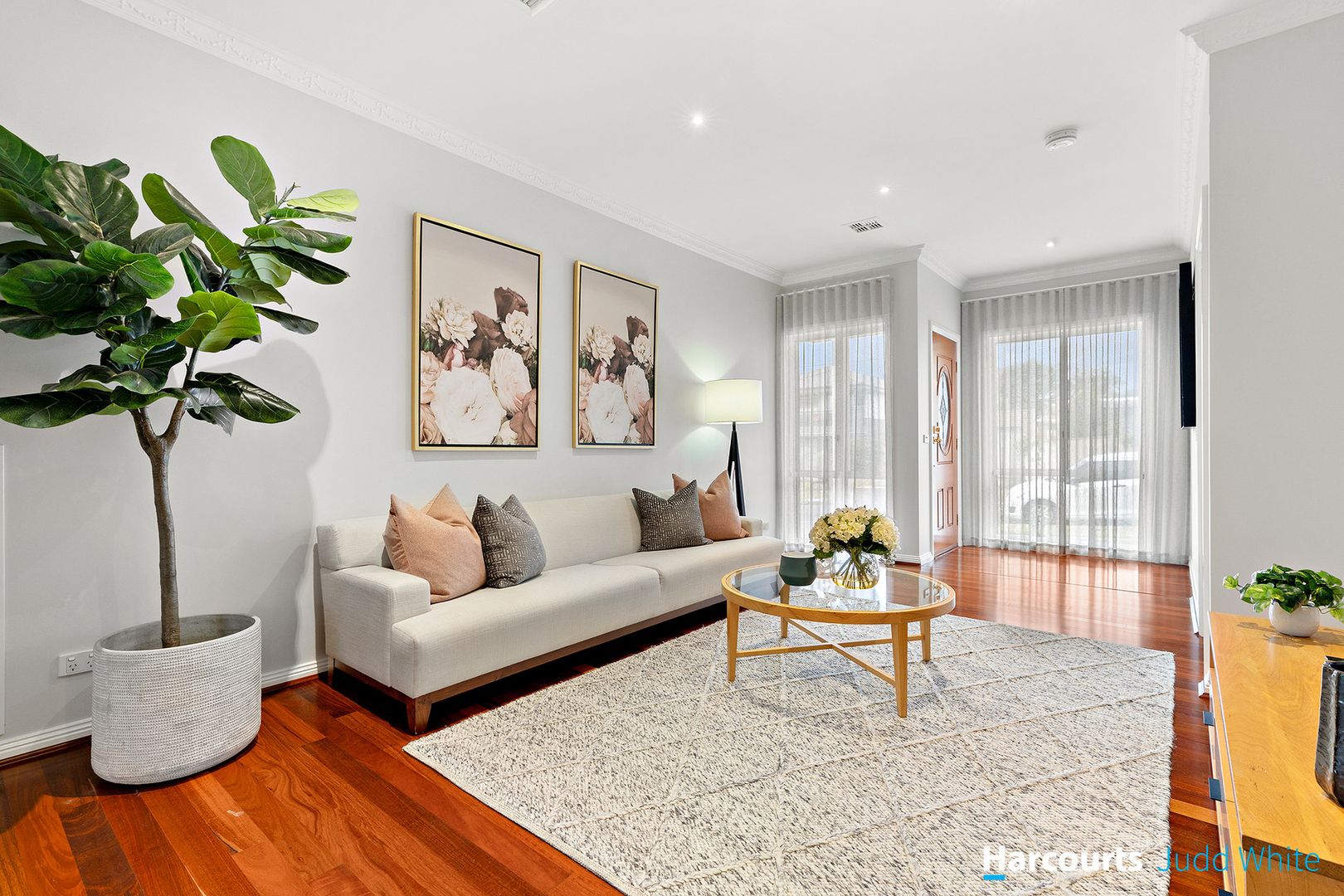 2/25 Golden Grove, Glen Waverley VIC 3150, Image 2