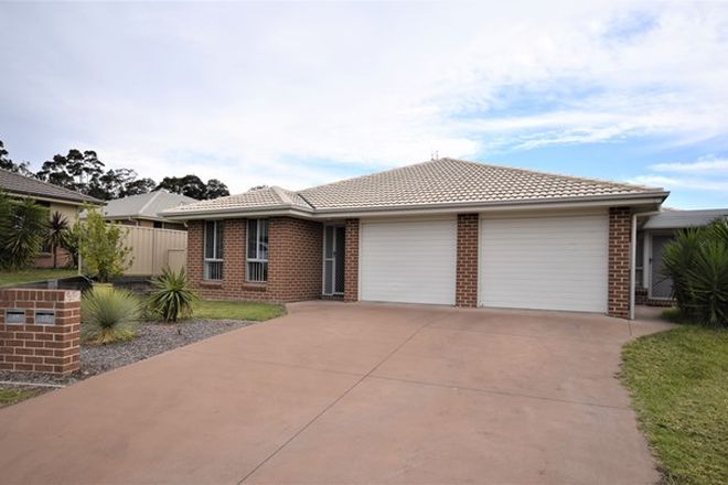 Picture of 17 & 17a Candlebark Close, WEST NOWRA NSW 2541