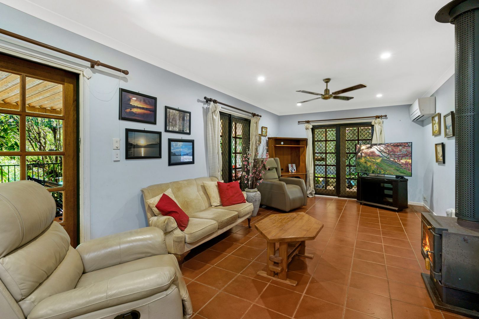 6 Keerong Court, Tallebudgera QLD 4228, Image 2