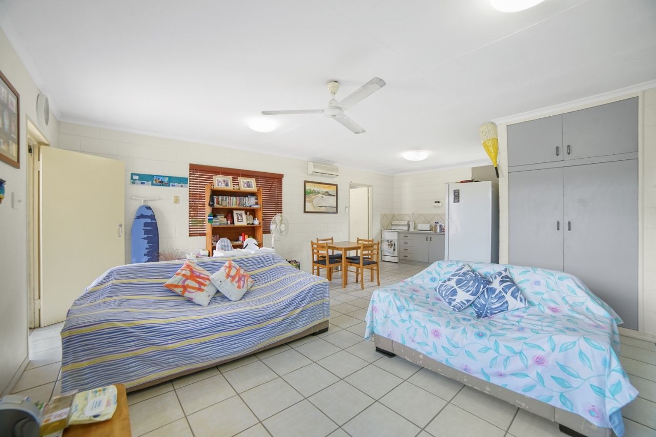 31 Dalton Street, Bungalow QLD 4870, Image 2