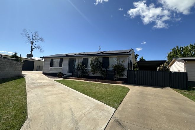 Picture of 5 Marshall Place, PARKES NSW 2870