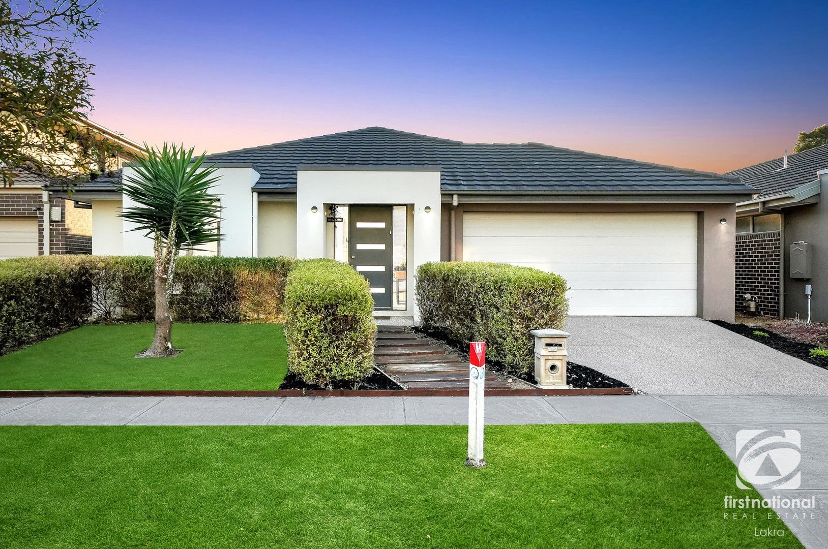 4 bedrooms House in 21 Aruba Avenue POINT COOK VIC, 3030