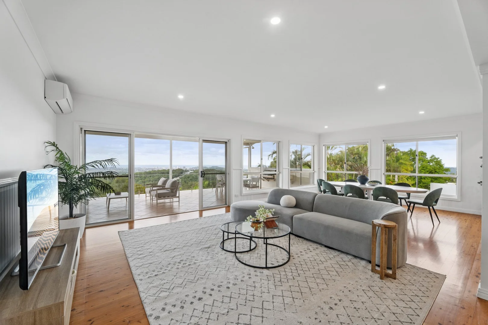 Additional image 11 of 328 Chesterfield Drive, Bonogin QLD 4213