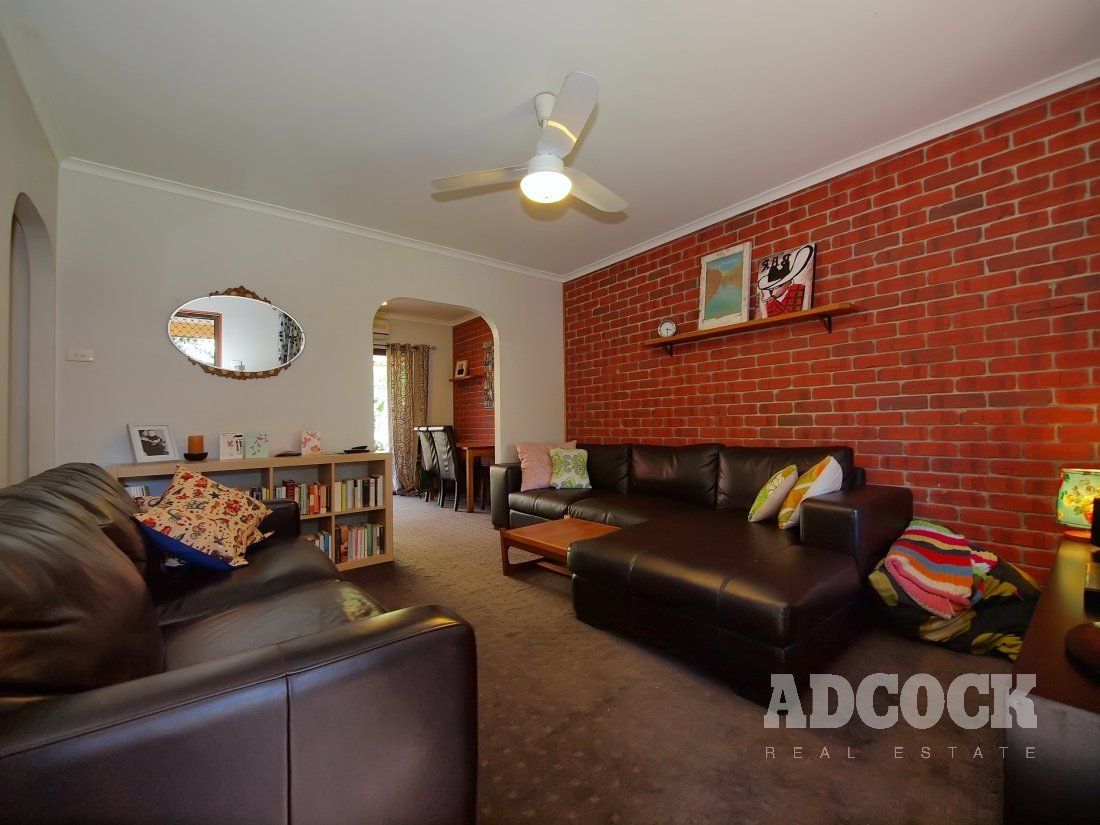 3/4 Margaret Street, Woodside SA 5244, Image 2