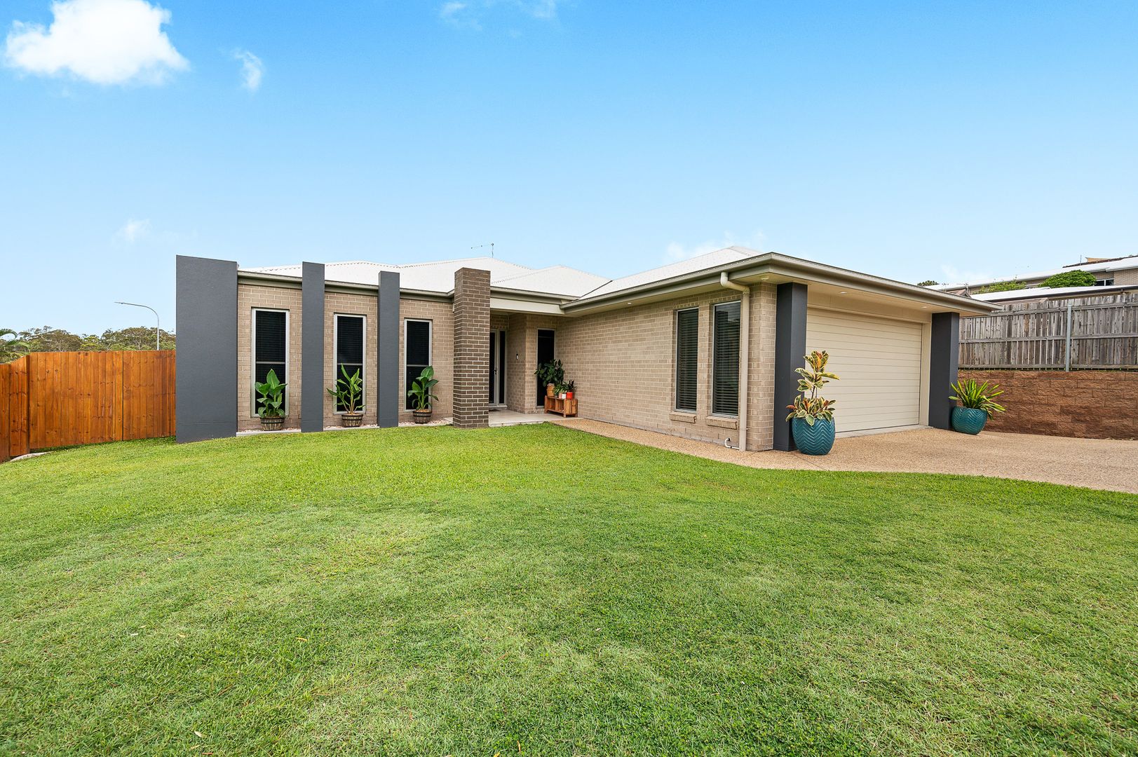 1 Wuruma Court, Clinton QLD 4680, Image 2