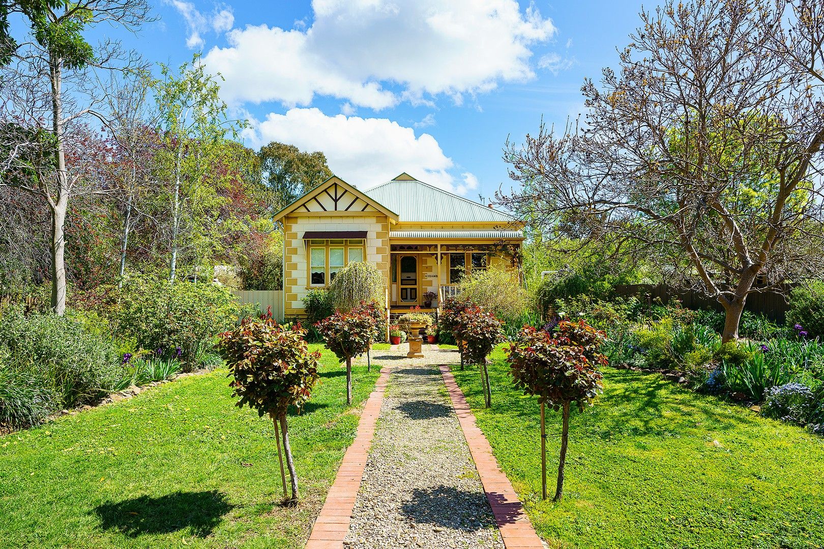 21 Chapel Street, Maldon VIC 3463 Domain