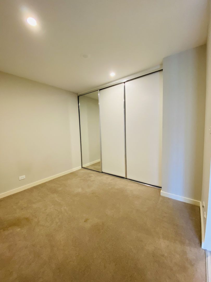 14/115 Canberra Avenue, Griffith ACT 2603, Image 2