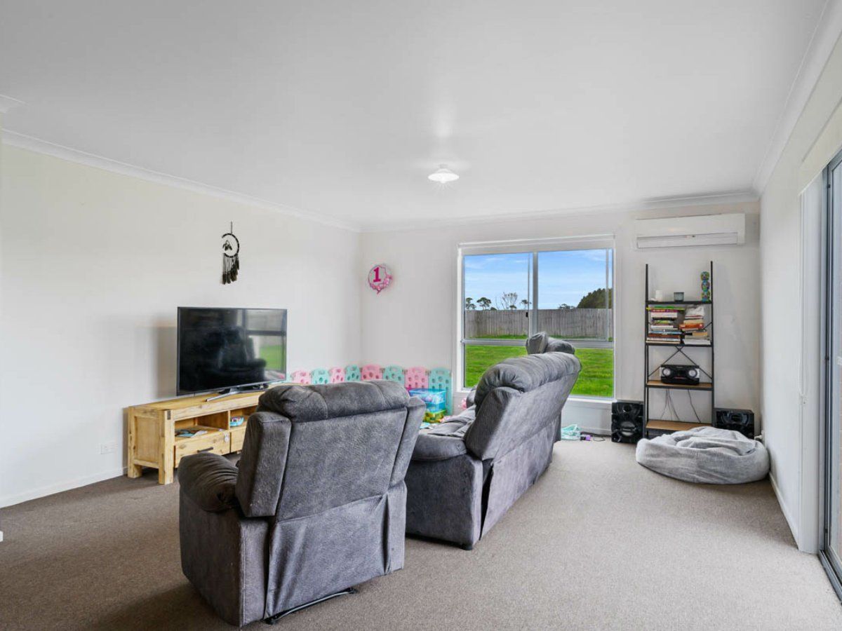 28 Nutview Court, Smithton TAS 7330, Image 2