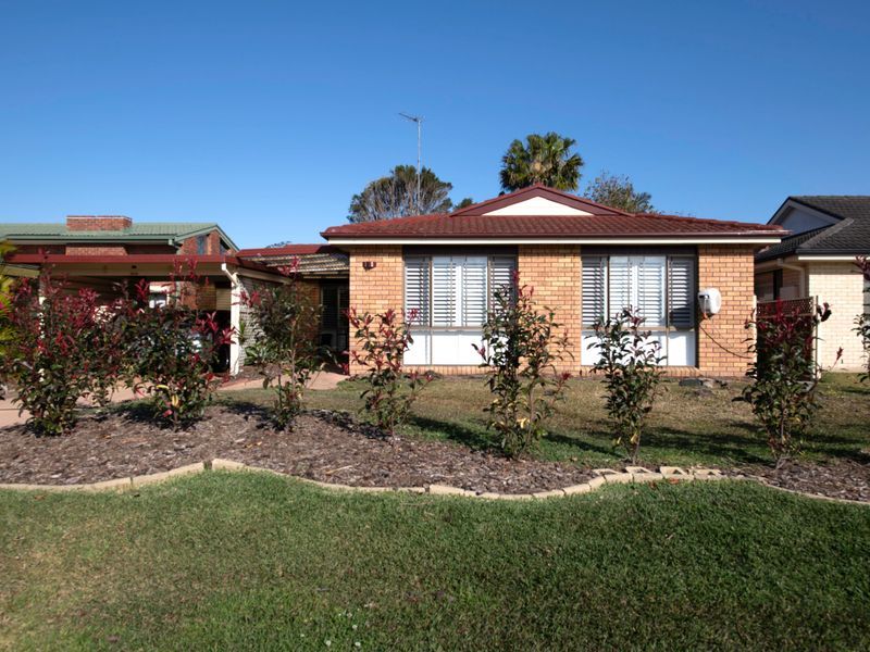 8 Blundell Avenue, Forster NSW 2428