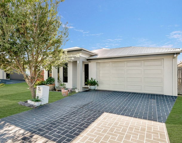 42 Madonis Way, Burdell QLD 4818