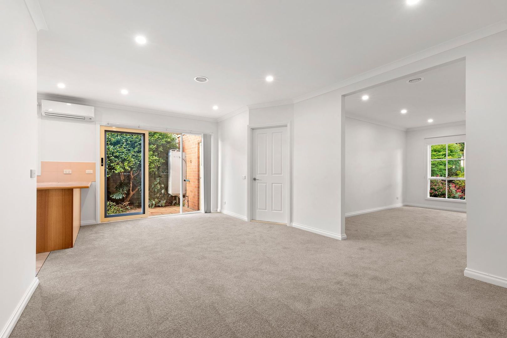 1/16 Devon Drive, Doncaster East VIC 3109 - Apartment For Rent - $650 ...