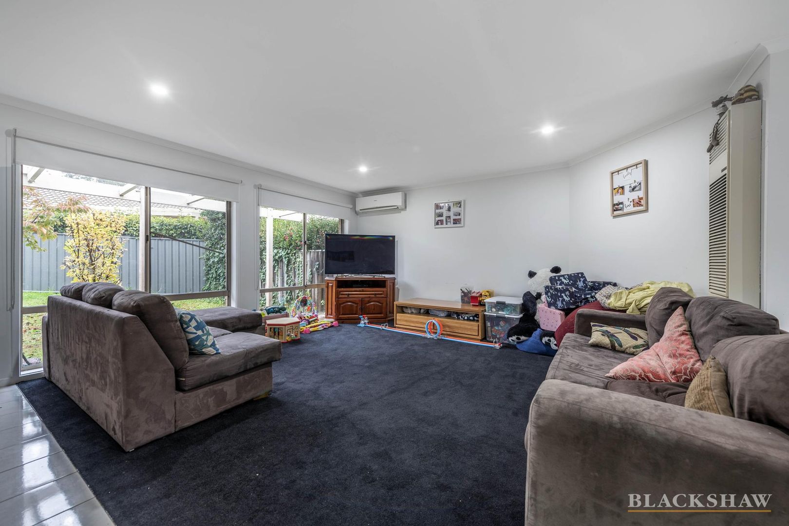 2/6 Blakey Close, Monash ACT 2904, Image 1