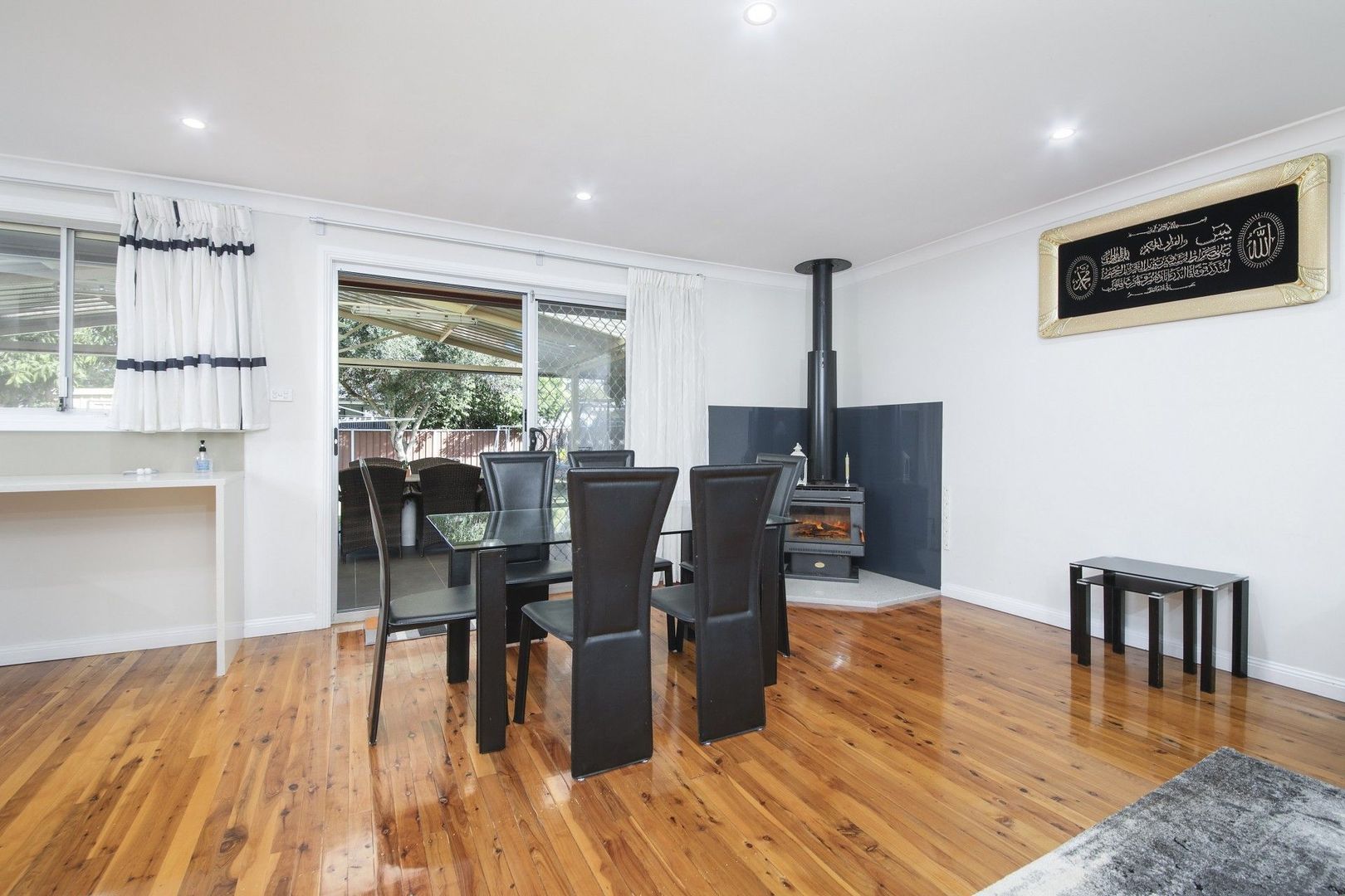 8 Handle Street, Bass Hill NSW 2197, Image 2