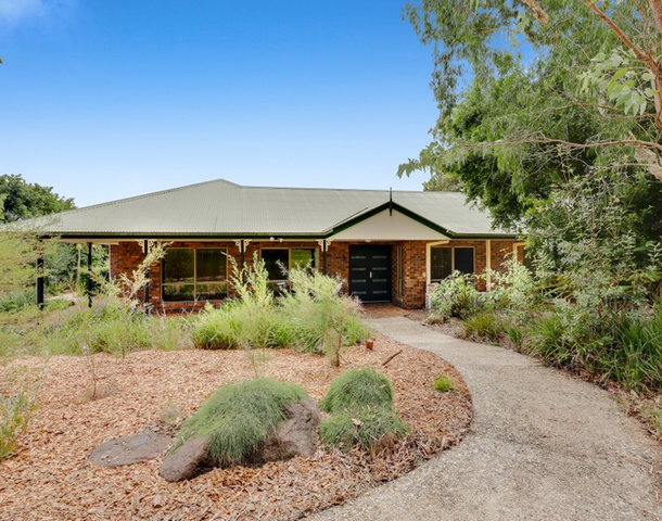 16 Richards Road, Camp Mountain QLD 4520