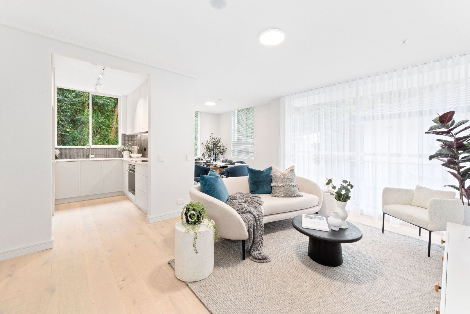2 bedrooms Apartment / Unit / Flat in 3/34 Brown Street BRONTE NSW, 2024