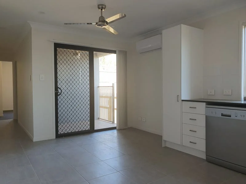 2/29 Ronald Ct, Collingwood Park QLD 4301
