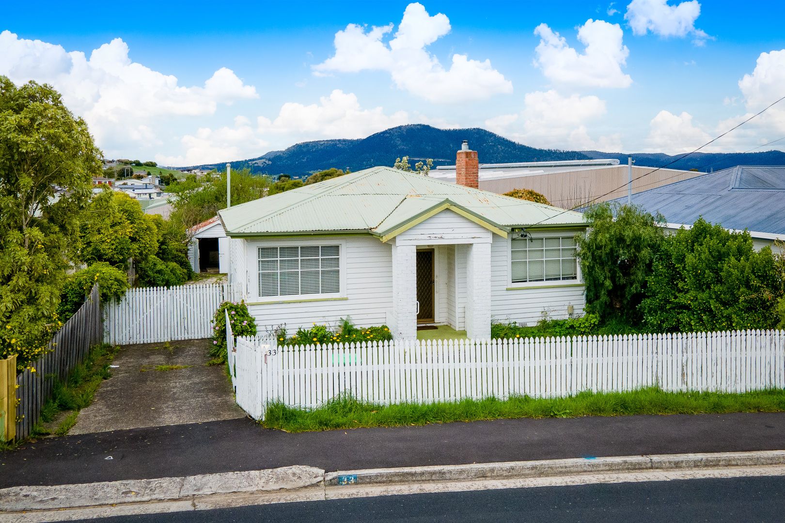 33 Pitcairn Street, Glenorchy Property History & Address Research Domain