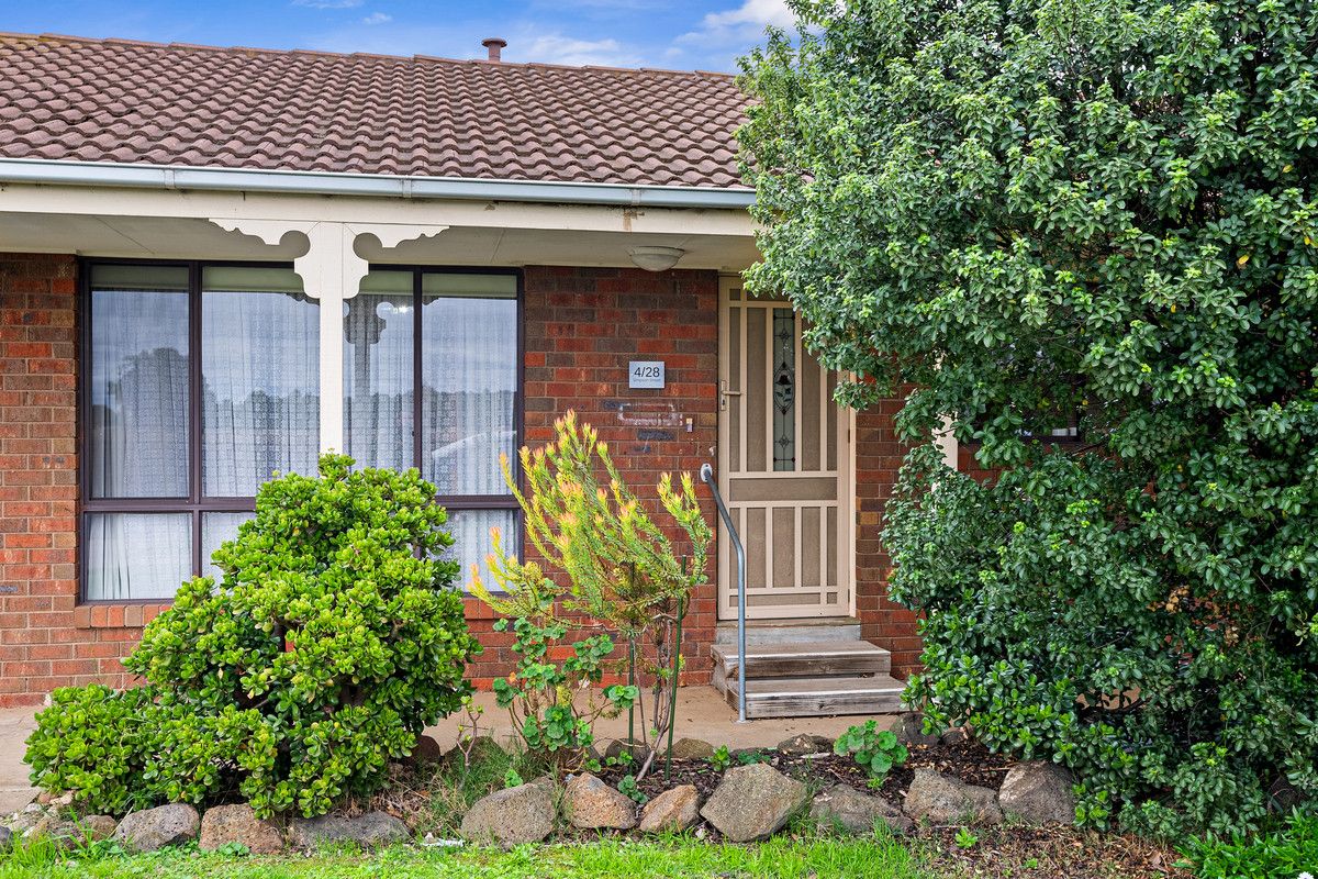 4/28 Simpson Street, Bacchus Marsh VIC 3340 Domain