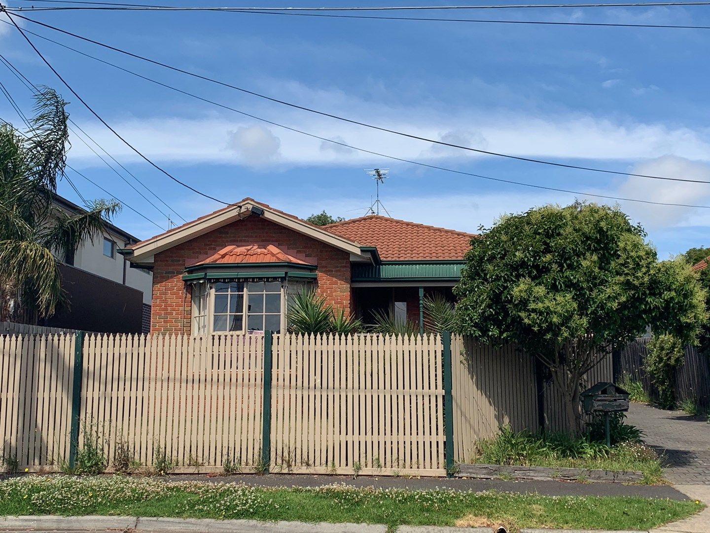 3 bedrooms Apartment / Unit / Flat in 1/20 Norfolk Street MOONEE PONDS VIC, 3039