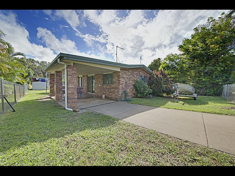 3 bedrooms House in 812 Scenic Highway KINKA BEACH QLD, 4703