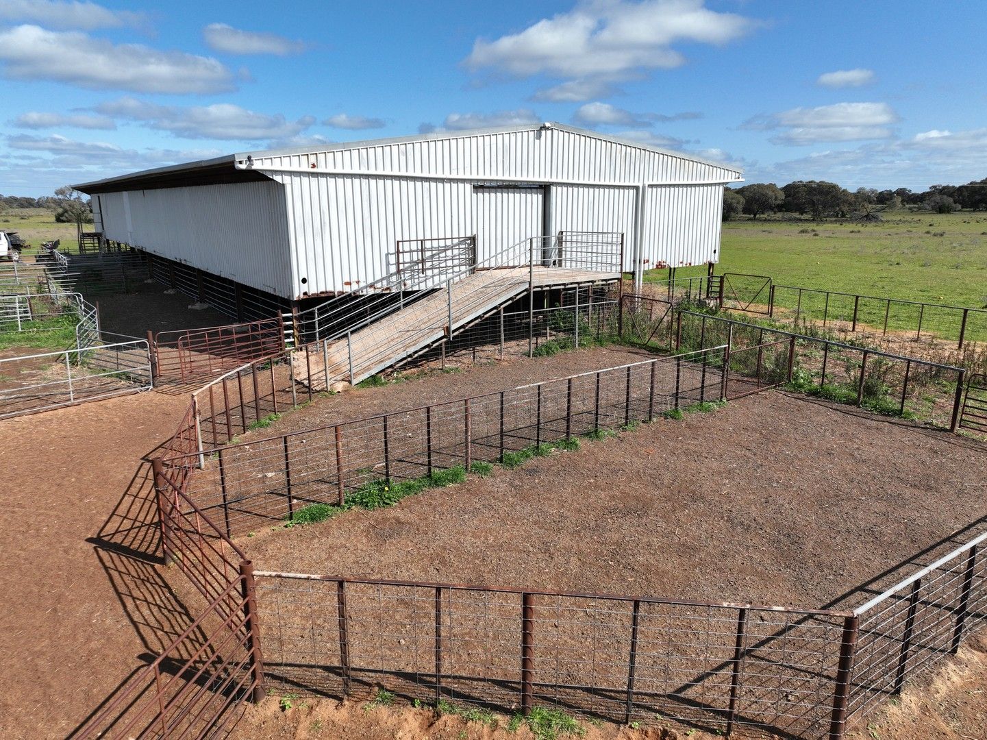 Smeatonvale/2452 Cobb Highway, Deniliquin NSW 2710, Image 0