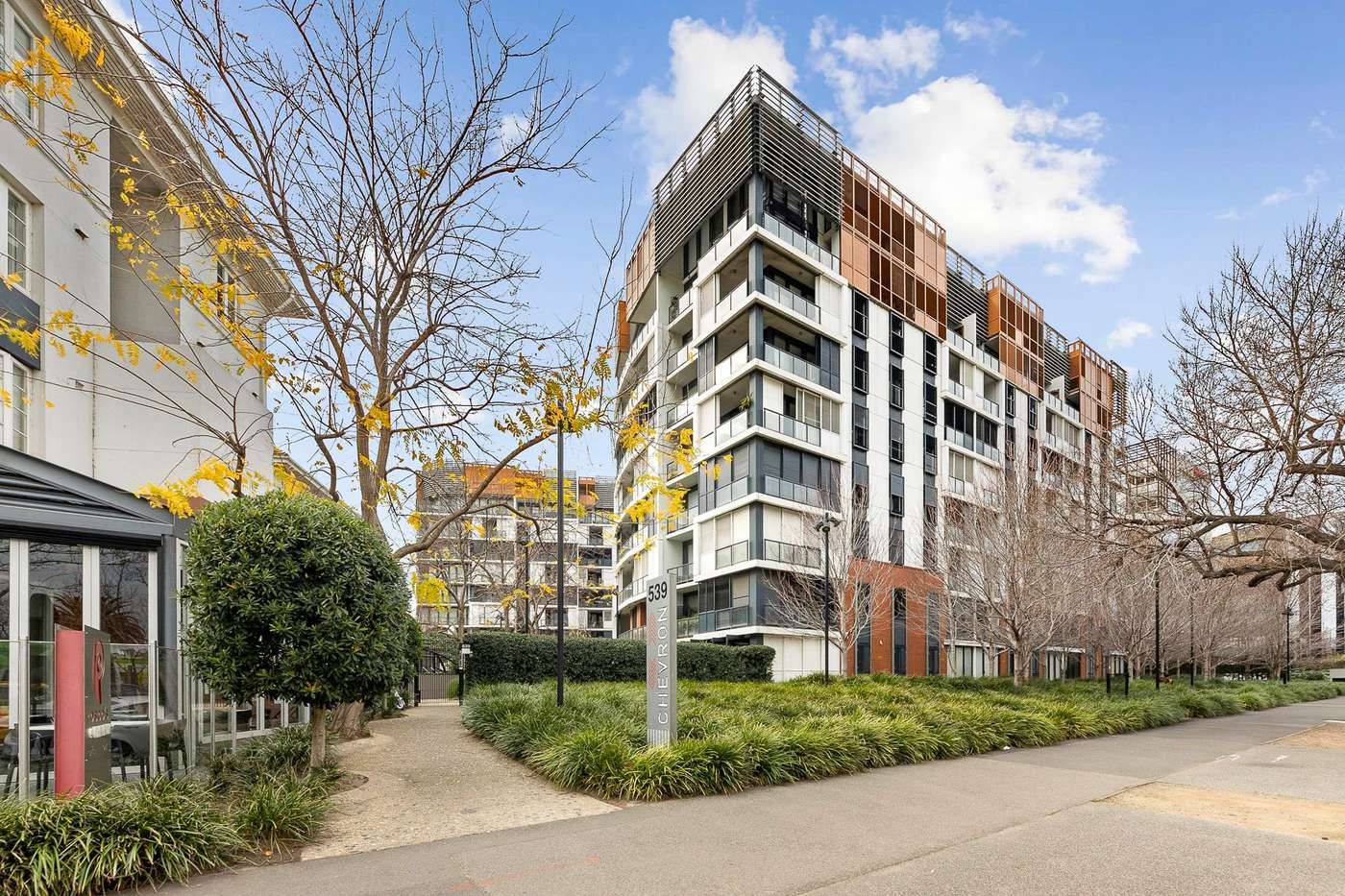 631/539 St Kilda Road, Melbourne VIC 3004 Apartment For Rent 460 Domain