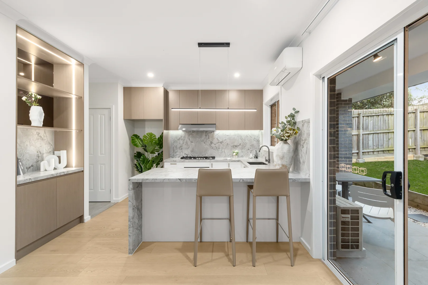 Additional image 4 of 2/5 Outhwaite Avenue, Doncaster VIC 3108