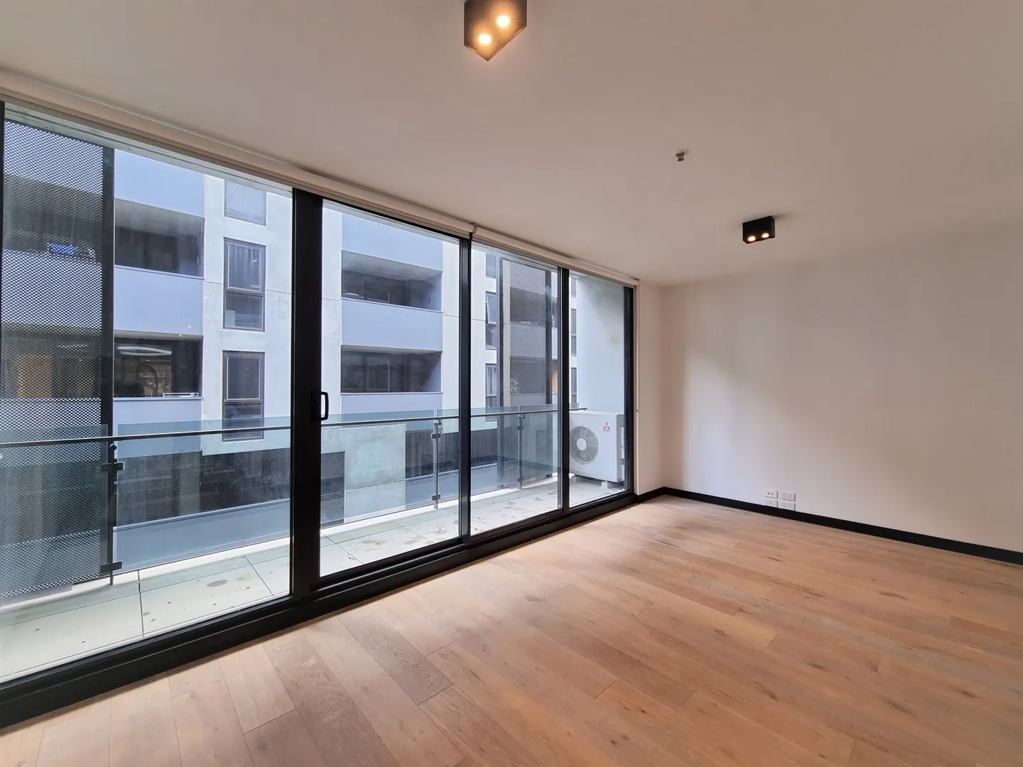 Stylish Two-Bedroom Apartment with Rooftop Escape in Vibrant Prahran!, Prahran