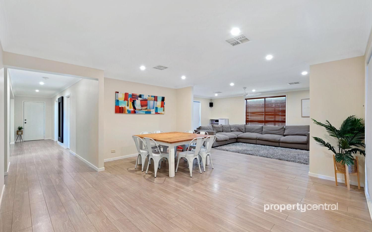 4 Meru Place, St Clair NSW 2759, Image 2