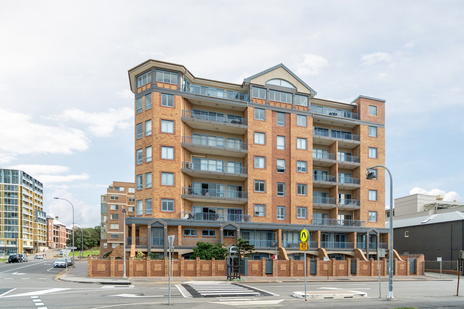 15/48 Zaara Street, Newcastle East Property History & Address