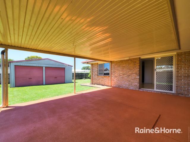 10 Vicki Parade, Torquay QLD 4655, Image 2