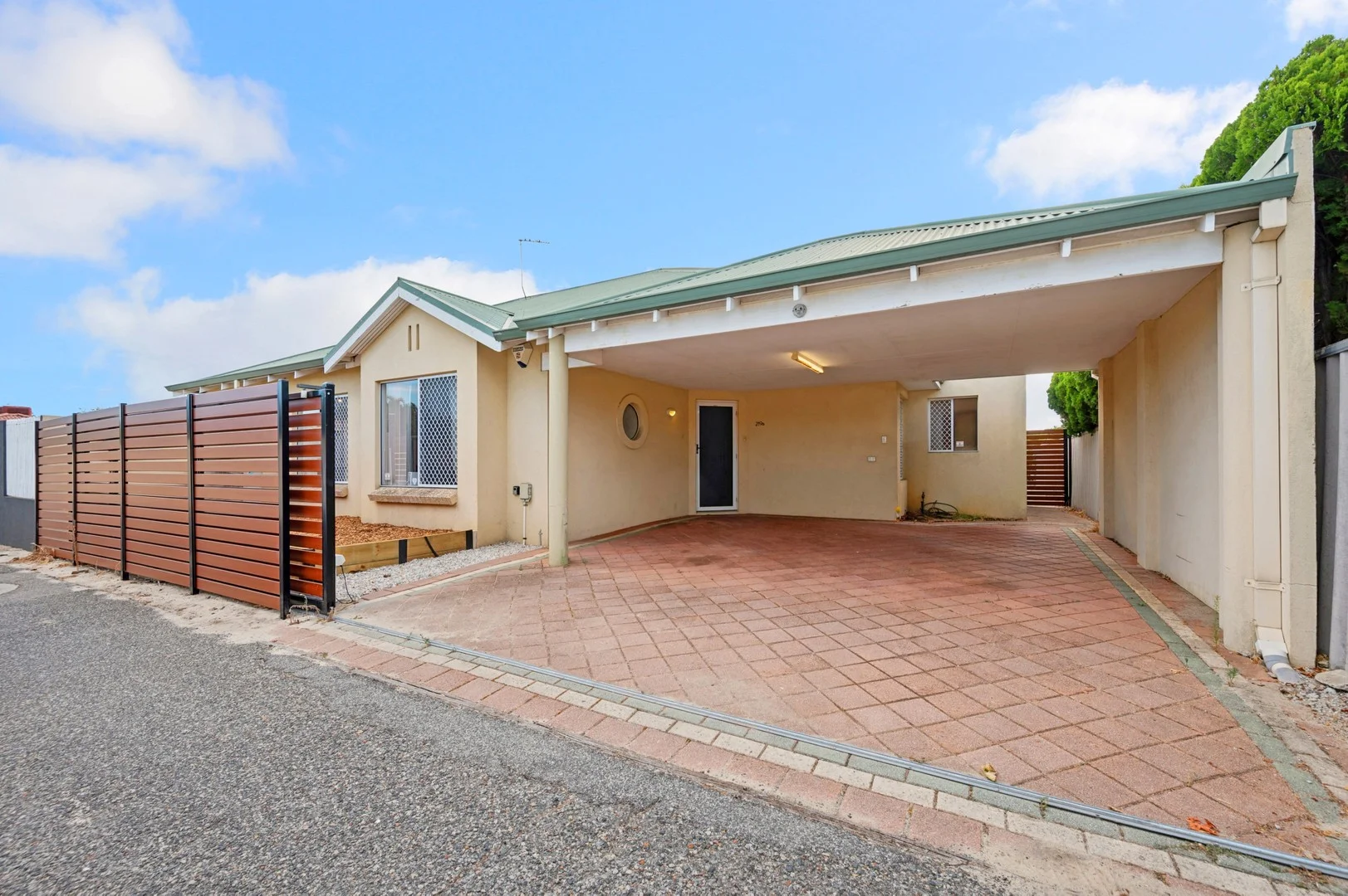 219B Shepperton Rd, East Victoria Park WA 6101