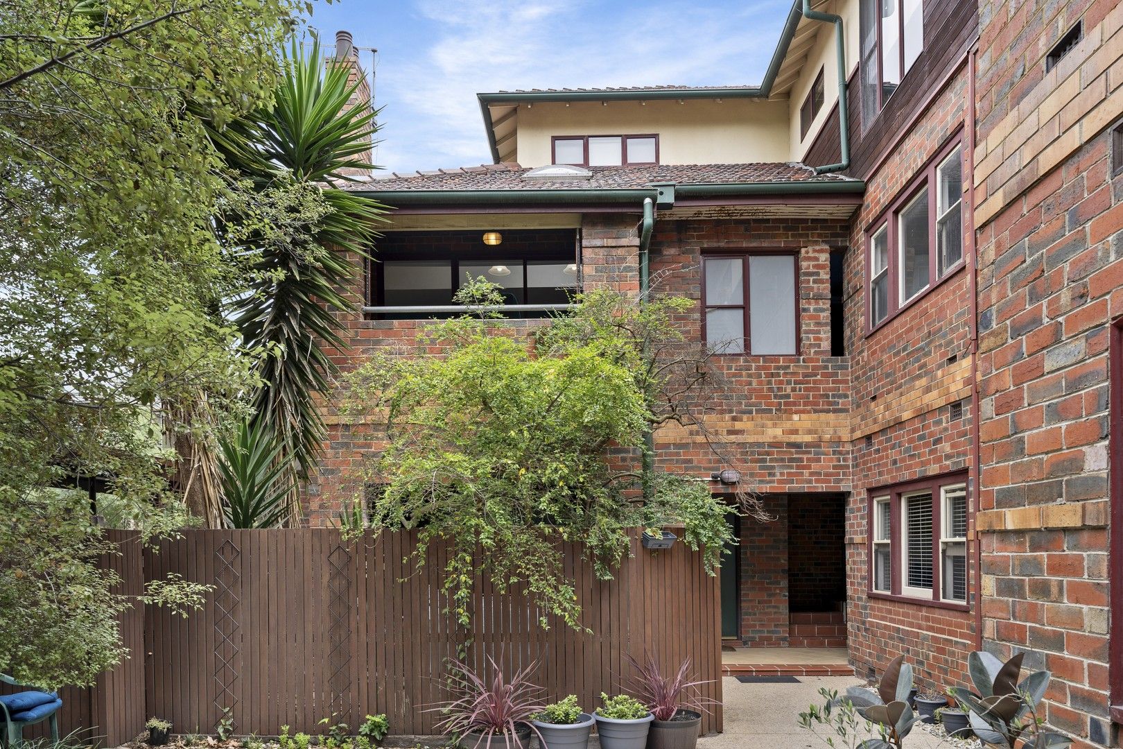 1 bedrooms Apartment / Unit / Flat in 8/340A Dandenong Road ST KILDA EAST VIC, 3183