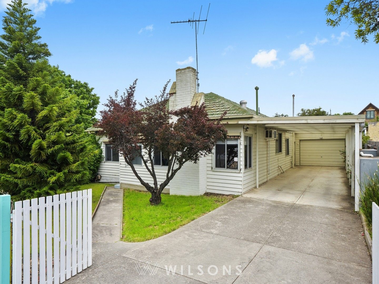 4 Batman Close, Belmont VIC 3216, Image 0