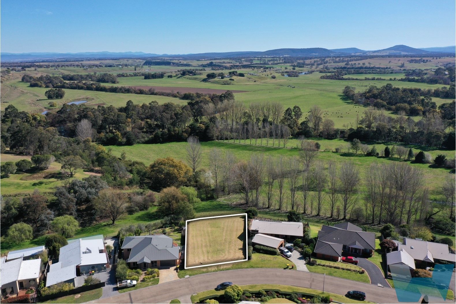 Vacant land in 41 Harnham Drive, BAIRNSDALE VIC, 3875