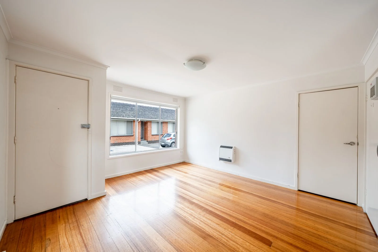 Additional image 2 of 1/29 Cash St, Kingsbury VIC 3083