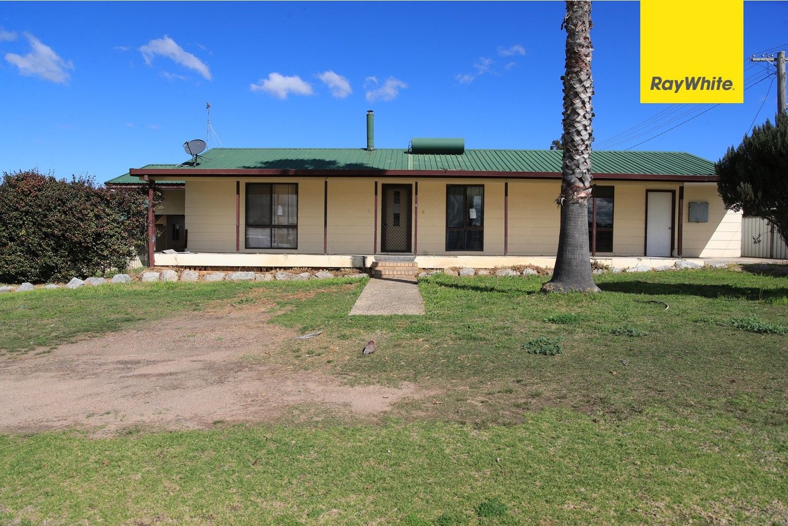 3 bedrooms House in 2 Stirling Street INVERELL NSW, 2360