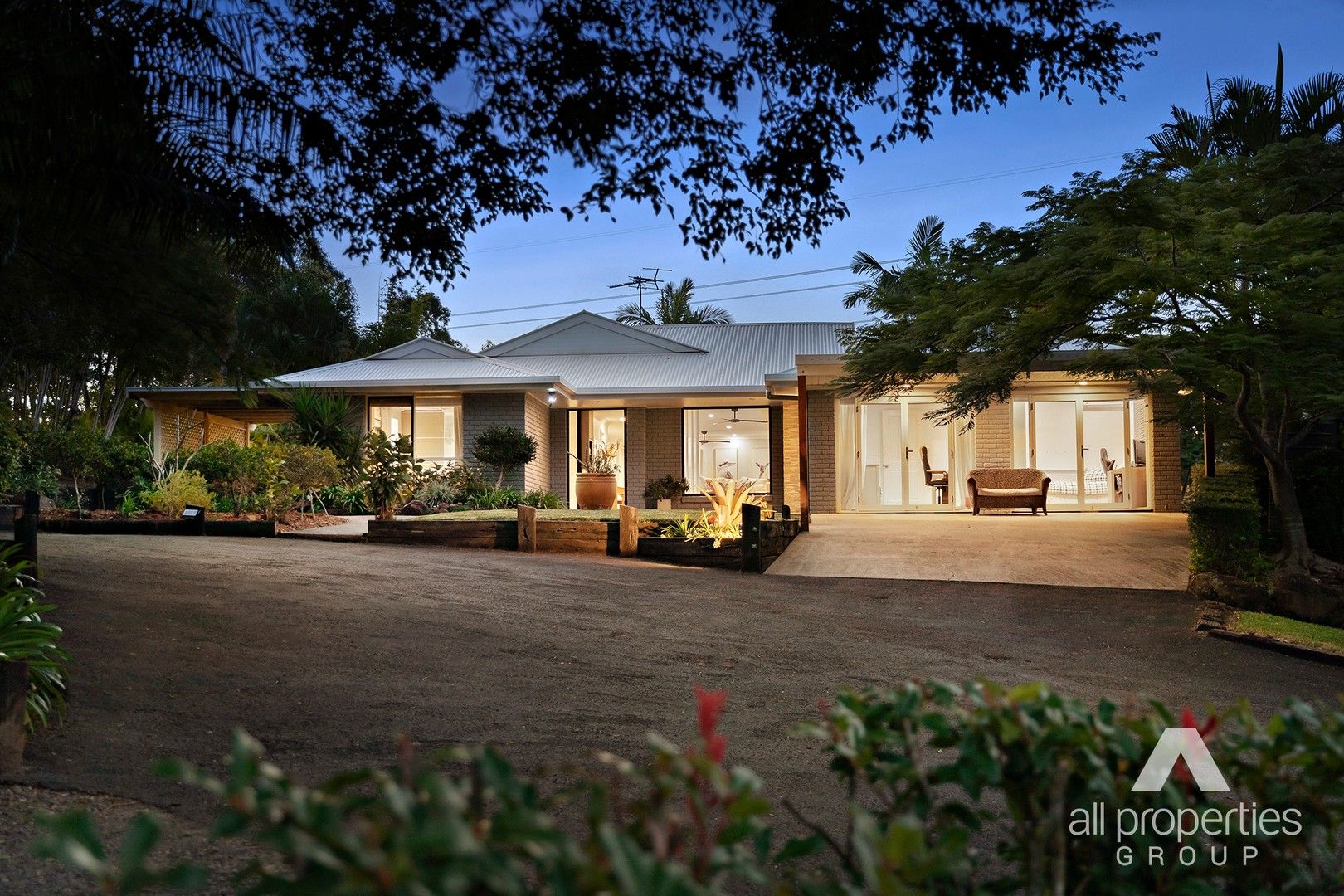 5 bedrooms House in 65-71 Wattlebird Court GREENBANK QLD, 4124