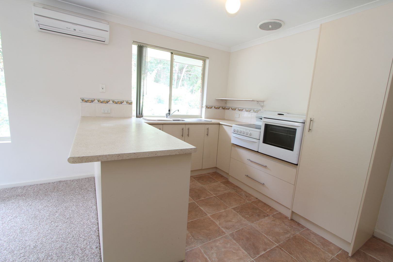 2 Wave Court, Denmark WA 6333, Image 2