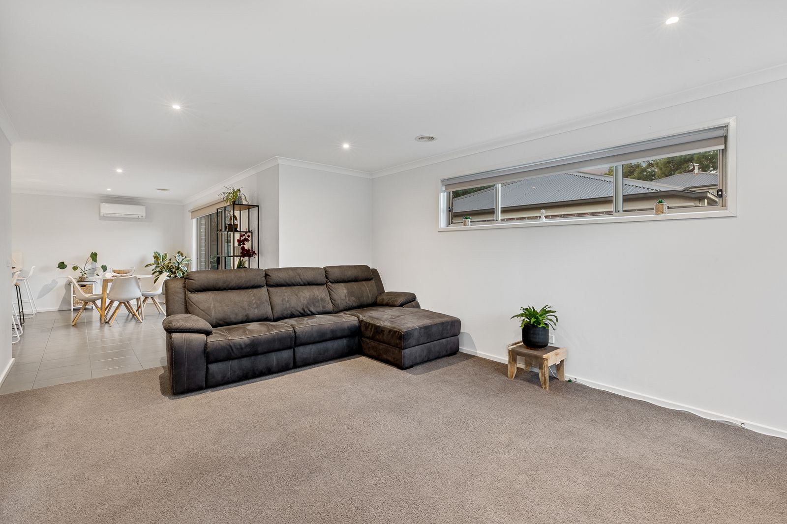 2/105 Canterbury Street, Brown Hill VIC 3350, Image 2