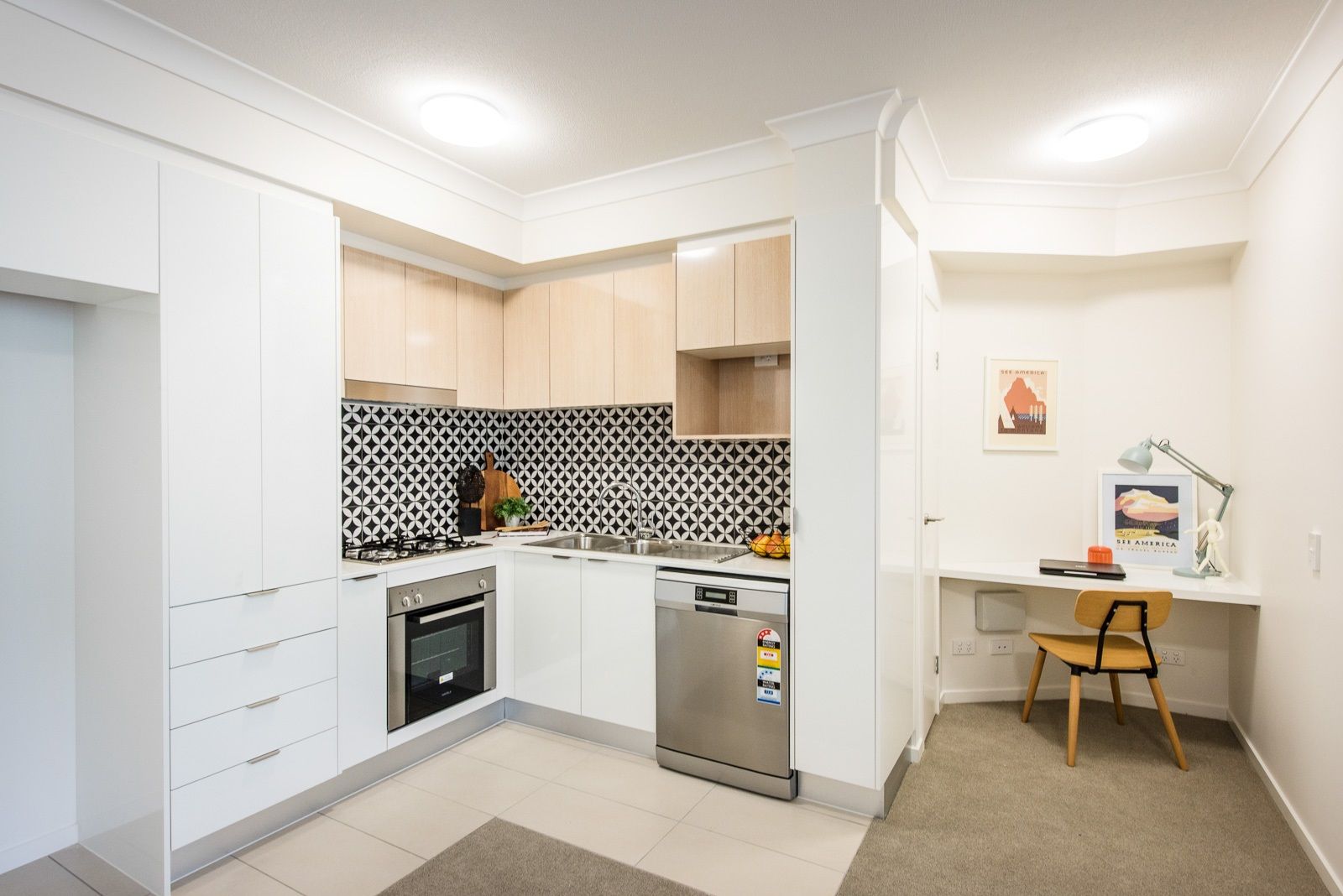 1 bedrooms Apartment / Unit / Flat in 19 Talbot Street COORPAROO QLD, 4151