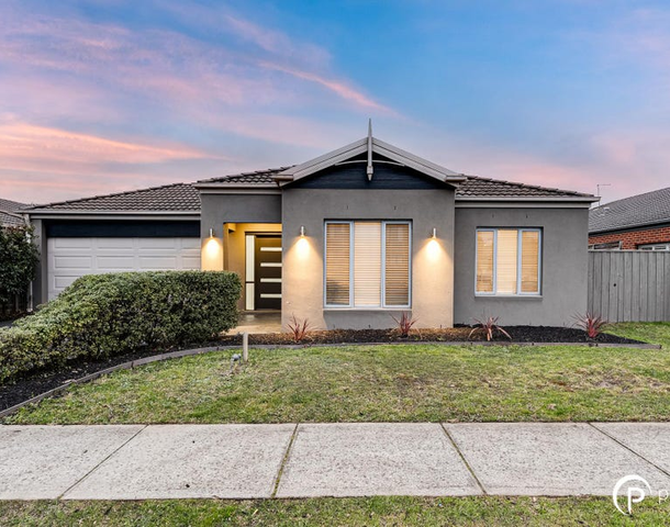 9 Bernly Boulevard, Berwick VIC 3806