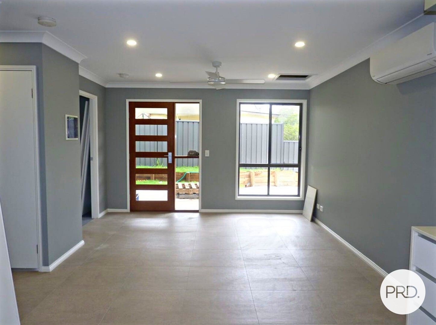 2 bedrooms House in 1b Fassifern Street MORISSET NSW, 2264