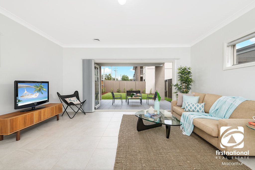 73d Oxford Road, Ingleburn NSW 2565, Image 2