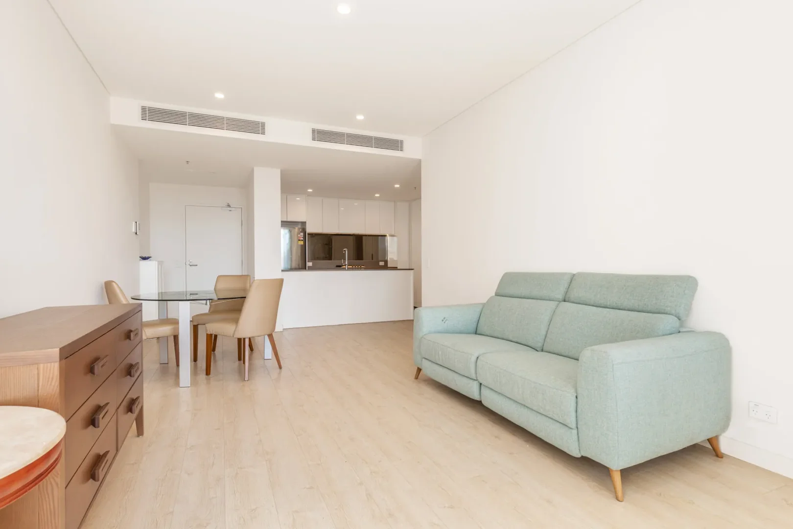 612/150 Pacific Highway, North Sydney NSW 2060