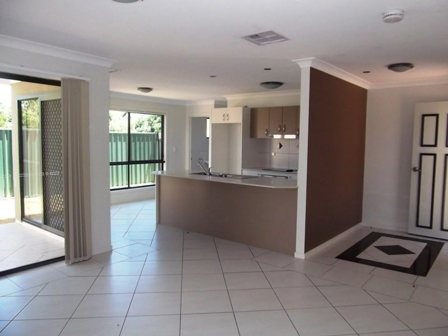 Additional image 3 of 2/6 Holland Street, Chinchilla QLD 4413