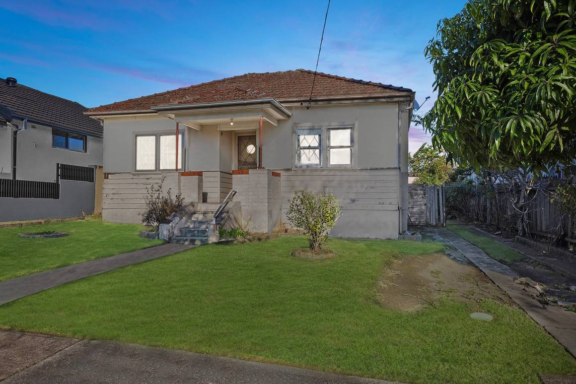 Picture of 21 Ewen Street, ROSELANDS NSW 2196