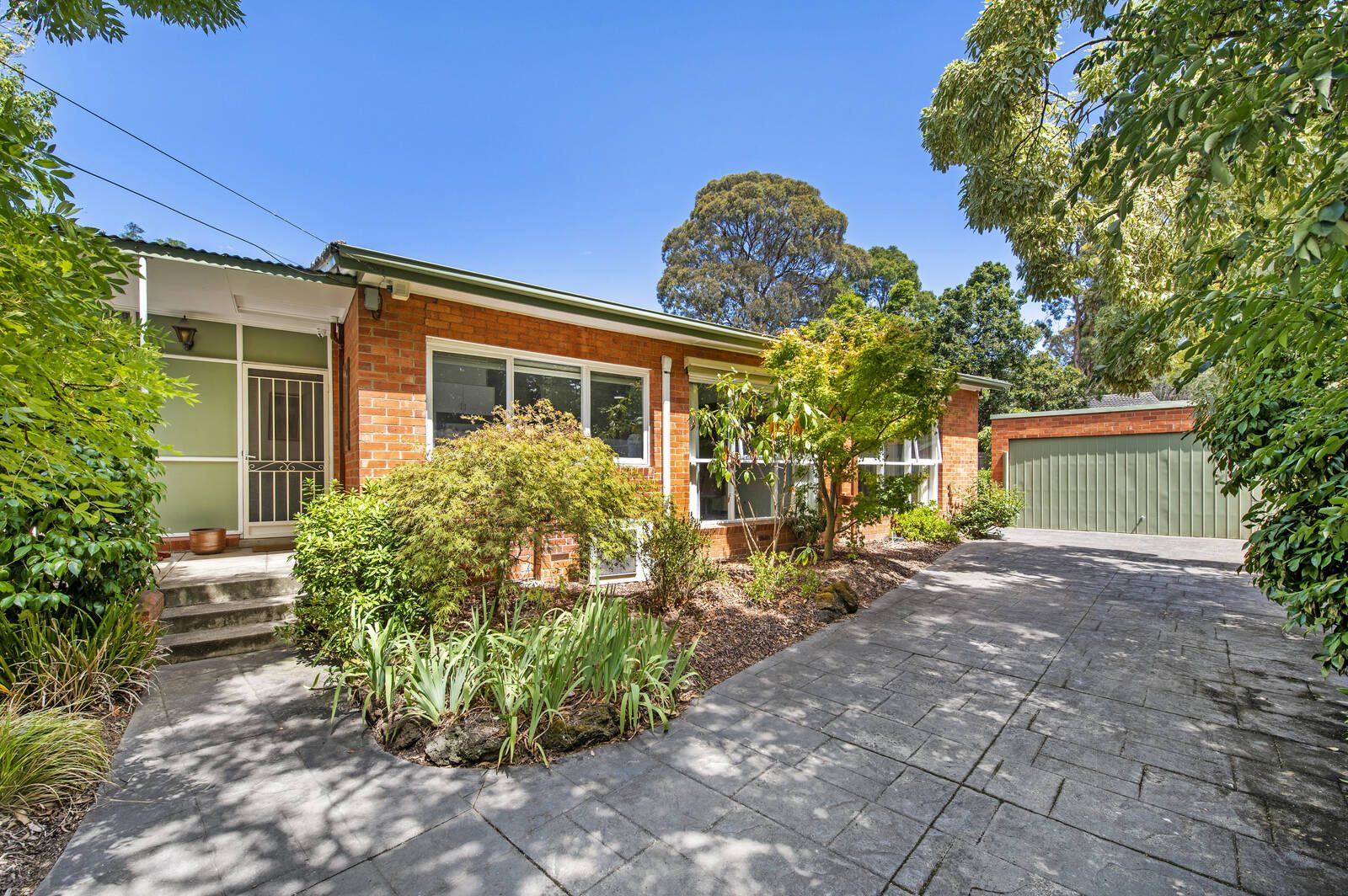 9 Gresham Place, Blackburn VIC 3130, Image 2