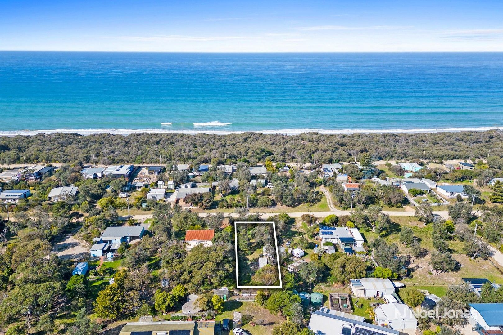 32 Seventh Avenue, Paradise Beach VIC 3851, Image 0